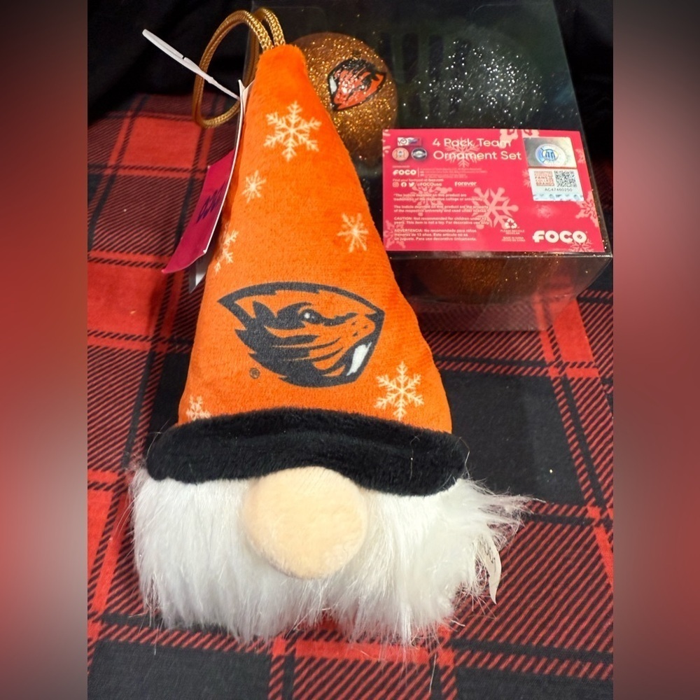 Oregon State Beavers Orange Gnome Ornament and Sparkling Christmas Balls OSU NEW